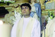 Padre é pai de uma menina de três meses