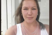 Ainda é desconhecido o estado de Joann Ward, que levava três filhas e um enteado à igreja