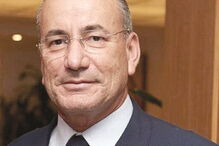 Milhais de Carvalho, general, luvas, dinheiro vivo, messes, Raul Milhais de Carvalho