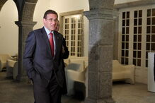 Passos Coelho à chegada à reunião do Partido Popular Europeu, em Braga