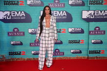 2017-11-12_20_19.07 Demi Lovato.jpg