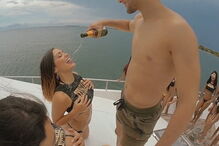 Good Girls, ilha do sexo