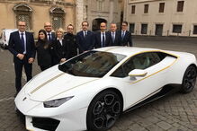 Papa Francisco recebeu Lamborghini
