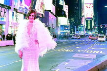 2017-11-22_00_01.46 Fátima Lopes com look de gala.jpg