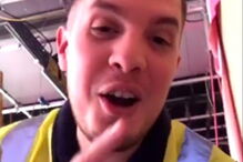 Digital Davis 'atacou' atrizes porno com gomas. Momento filmado foi transmitido em direto em site