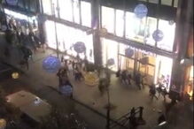 Pessoas em pânico após incidente na estação de Oxford Circus