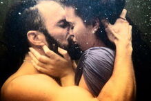 Bruna Marquezine e José Fidalgo na novela brasileira ‘Deus Salve o Rei’