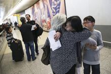 Casal português que fugiu de Timor-Leste à chegada a Portugal