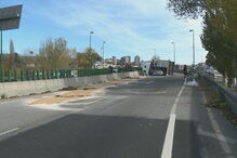 Camião capota e corta circulação na Ponte do Açude