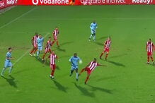 Lance entre Danilo e Amilton no Desportivo das Aves-FC Porto