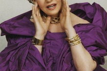 José Castelo Branco canta para Betty no aniversário