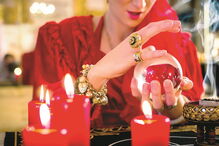 Conhecida ‘bruxa vidente’ de Montemor-o-Velho conseguiu aceder às contas das vítimas, de Cantanhede, que foram a uma consulta e acabaram a viver com ela  