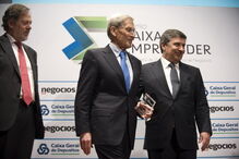 Belmiro de Azevedo em 2014, no Prémio Caixa Empreender com José Matos da CGD e Paulo Fernandes, presidente da Cofina