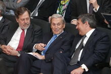 Belmiro de Azevedo em 2014, no Prémio Caixa Empreender com José Matos da CGD e Paulo Fernandes, presidente da Cofina