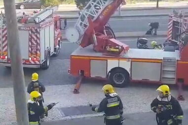 Prédio arde em Coimbra
