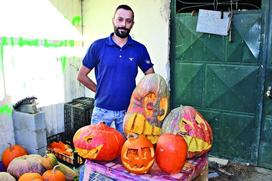 Pedro Rodrigues aprendeu a fazer esculturas em frutos e legumes numa formação e transformou o trabalho em negócio