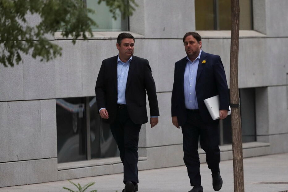 Responsáveis pela tentativa de independência da Catalunha ouvidos em tribunal