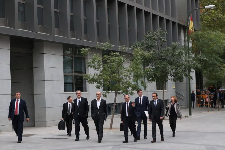  Responsáveis pela tentativa de independência da Catalunha ouvidos em tribunal
