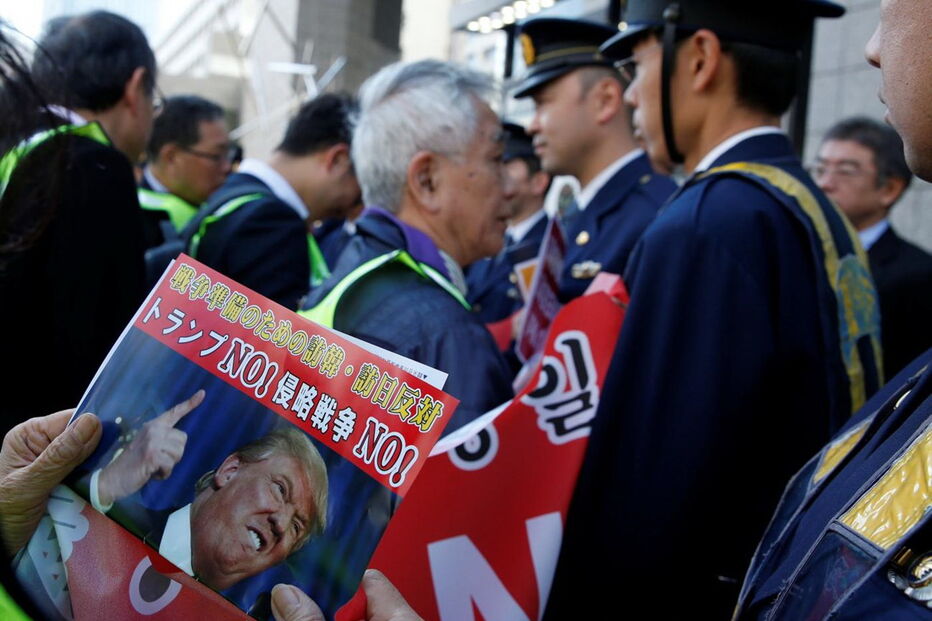 Manifestações contra visita de Trump à Coreia do Sul