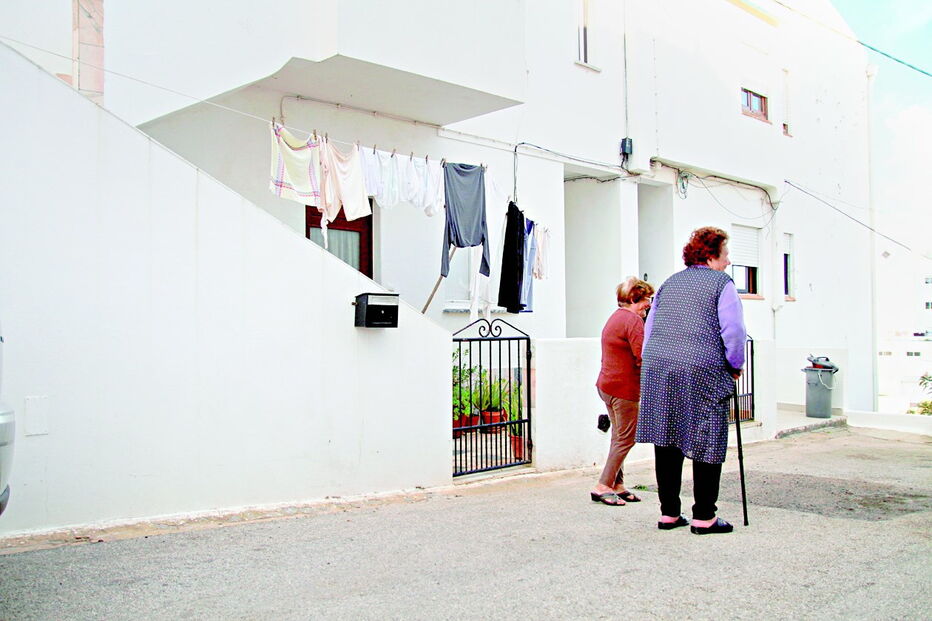 agressão, facadas, padrasto, namorada, agressor, Alvalade do Sado, Santiago do Cacém, Lagos