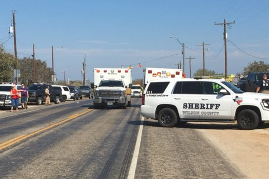 Tiroteio no Taxas faz dezenas de mortos