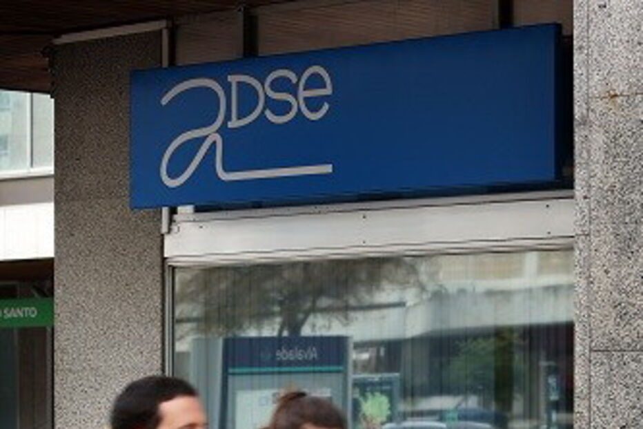 ADSE, beneficiários, salário mínimo, pensões, governo, política