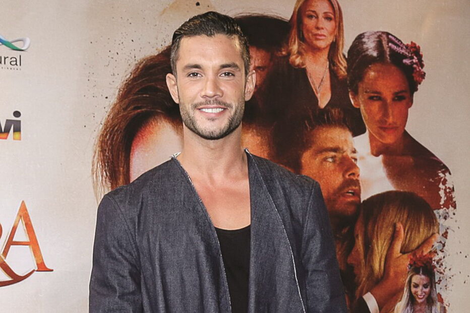 2017-11-07_23_08.37 Pedro Barroso conduzia a carrinha acidentada. Mais seis atores da TVI seguiam no interior.jpg