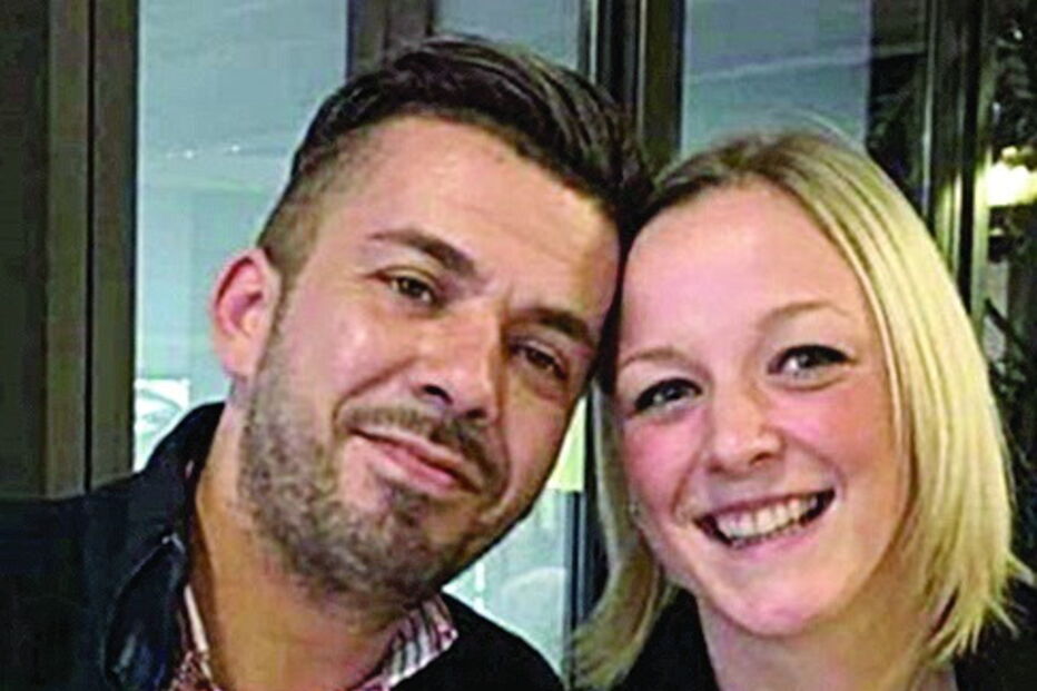 Uganda, ácido, ex, mulher, tráfico de droga