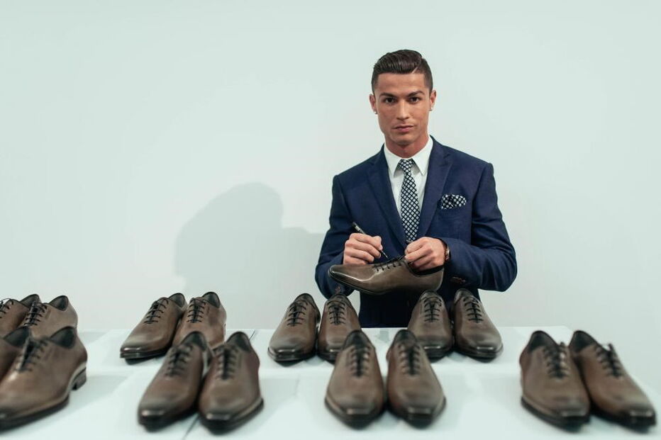 Em 2014, Cristiano Ronaldo apresentou a sua marca de sapatos não desportivos. No ano seguinte lançou a coleção em Milão, Itália, na  mais prestigiada feira de calçado do Mundo   