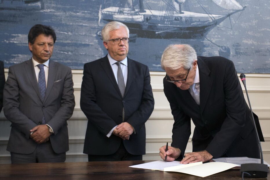 Mourato Nunes na posse como presidente da Proteção Civil