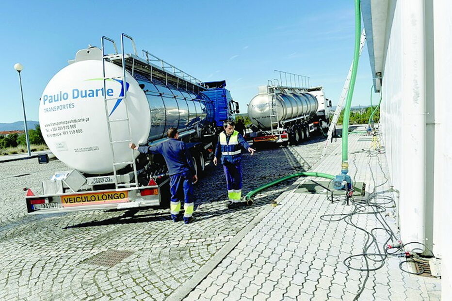 Barragem, Fagilde, água, comboio, seca
