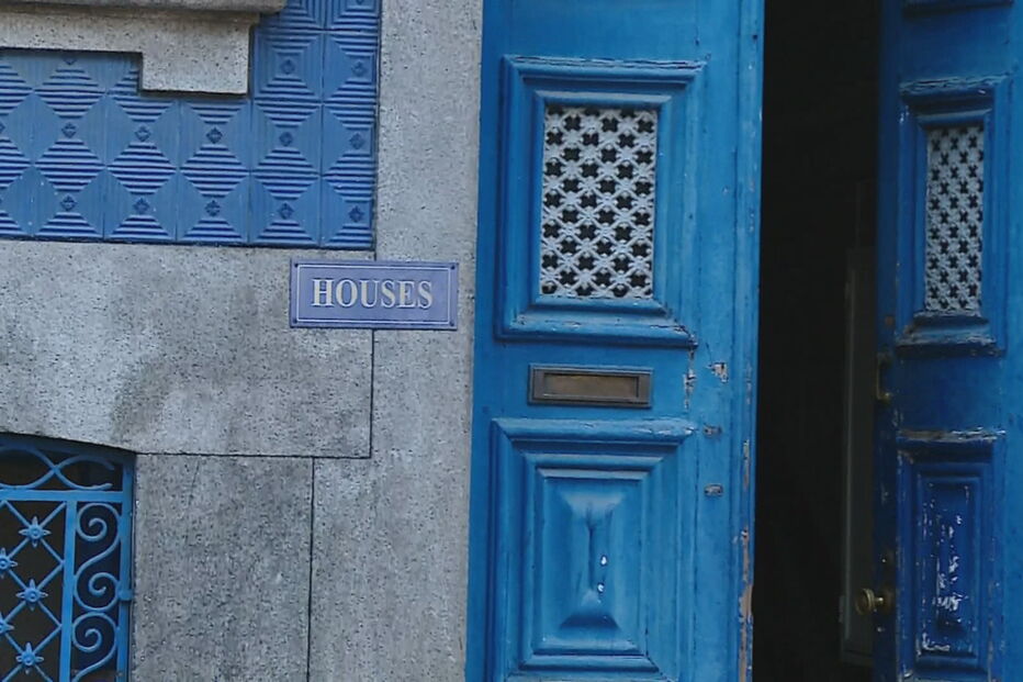 Residência da vítima onde ocorreu o crime, no centro do Porto