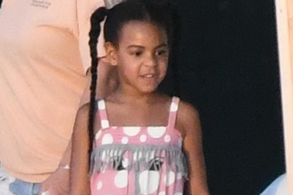 Gémeos de Beyoncé e Jay-Z são fotografados pela primeira vez em Miami