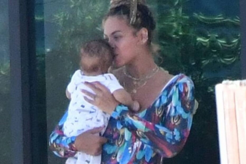 Gémeos de Beyoncé e Jay-Z são fotografados pela primeira vez em Miami