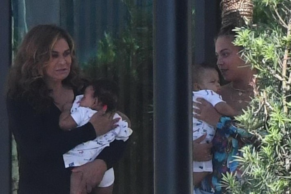 Gémeos de Beyoncé e Jay-Z são fotografados pela primeira vez em Miami