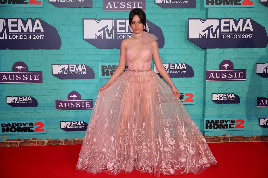 2017-11-12_20_19.06 Camila Cabello.jpg