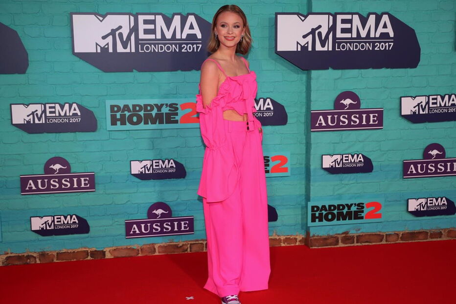 2017-11-12_20_19.08 Zara Larsson.jpg