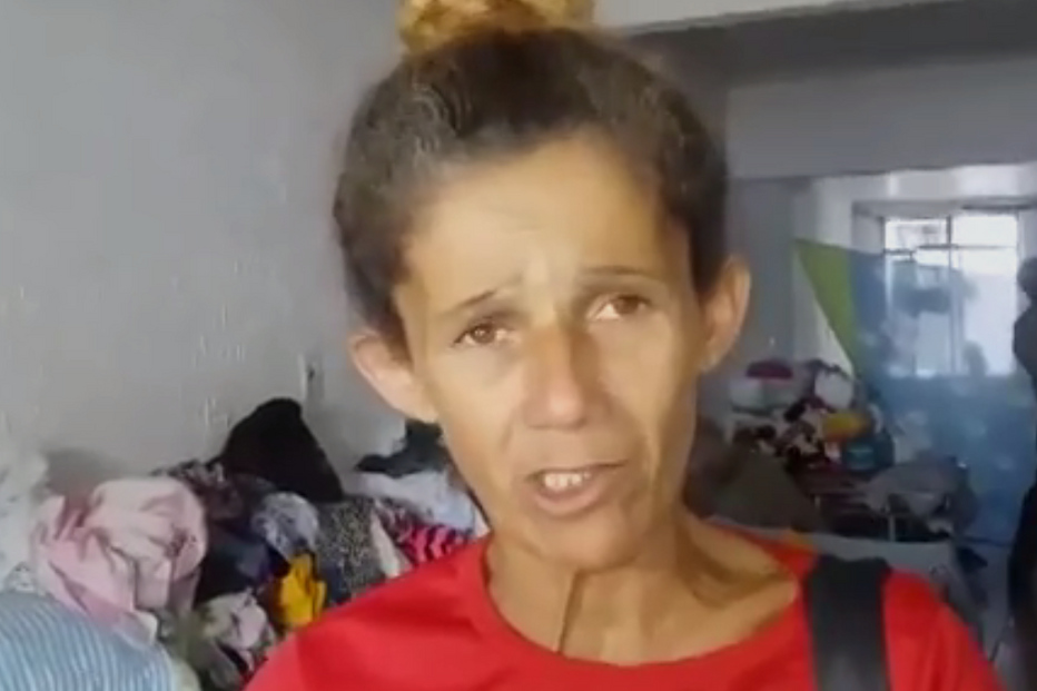 Recusa-se a enterrar a filha por acreditar que está viva