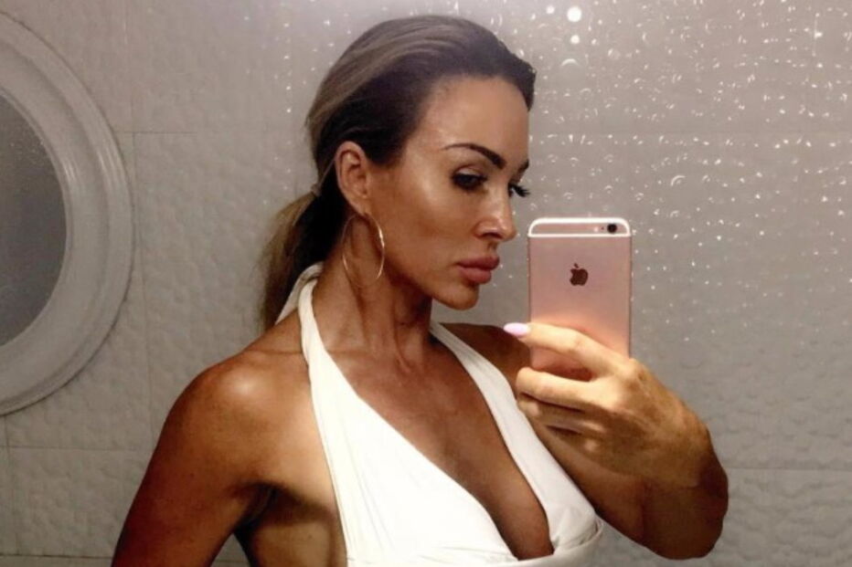 Mãe mórmon torna-se estrela porno aos 36 anos