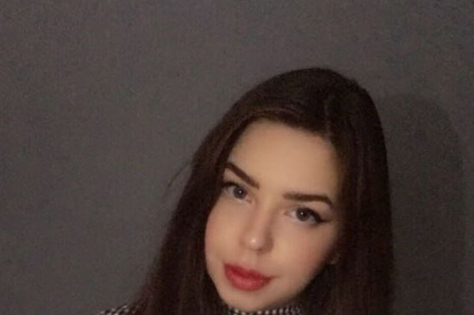 Giselle tem 19 anos e vendeu a sua virgindade online por 2.5 milhões de euros