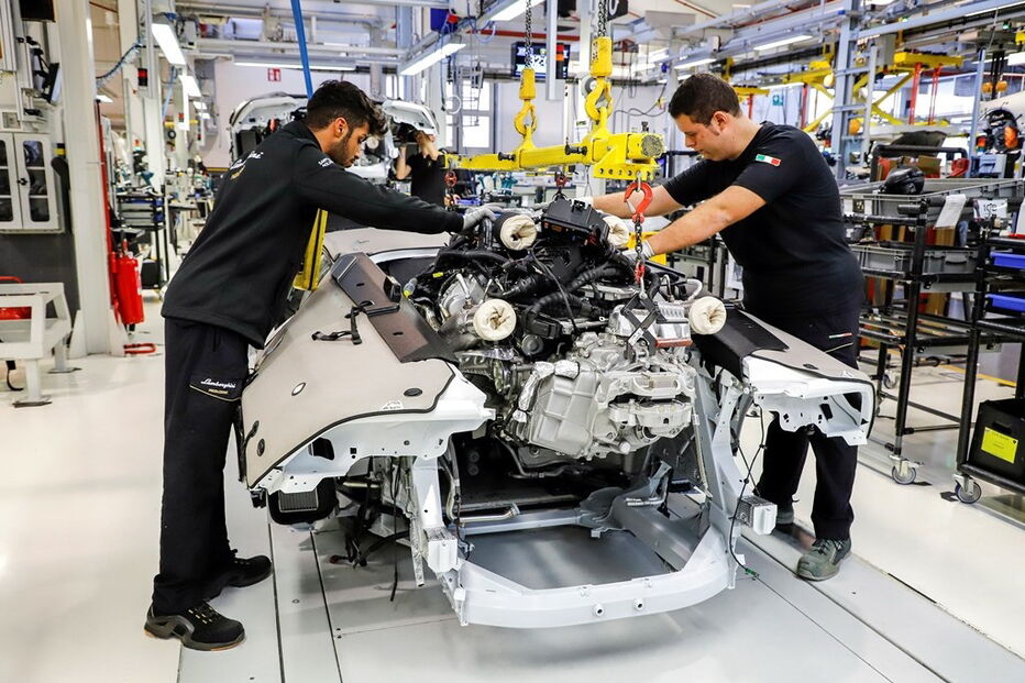 Papa Francisco recebeu Lamborghini