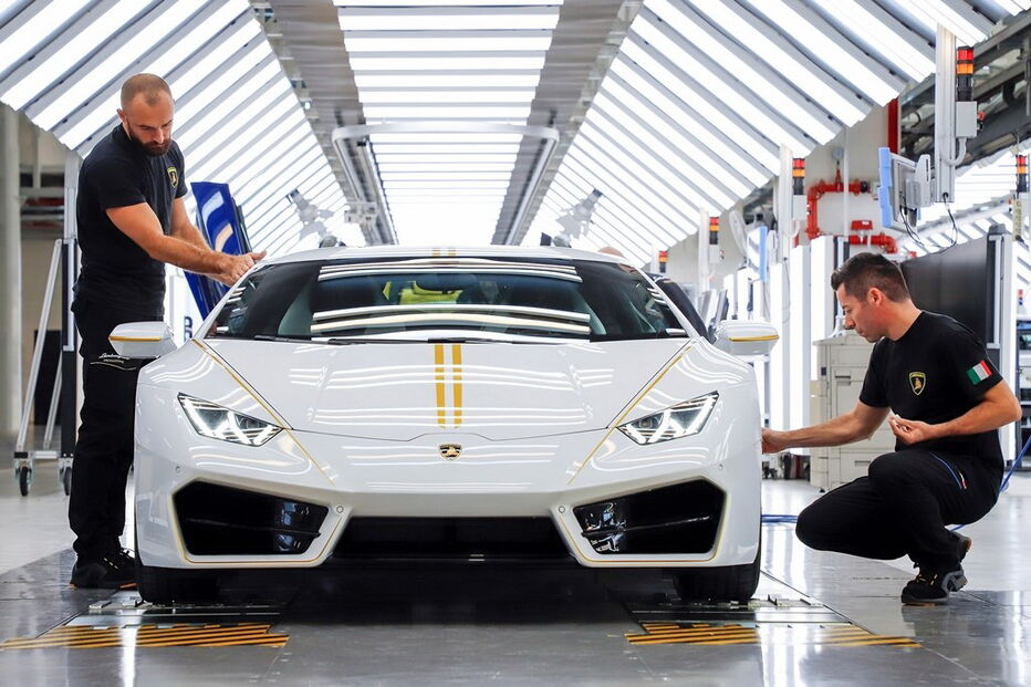Papa Francisco recebeu Lamborghini