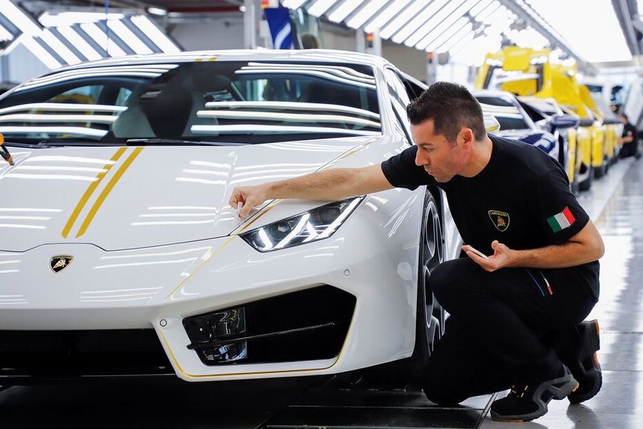 Papa Francisco recebeu Lamborghini