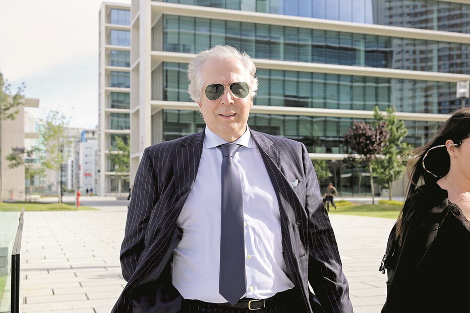 Orlando  Figueira  é acusado  de arquivar processos  a troco de  dinheiro 