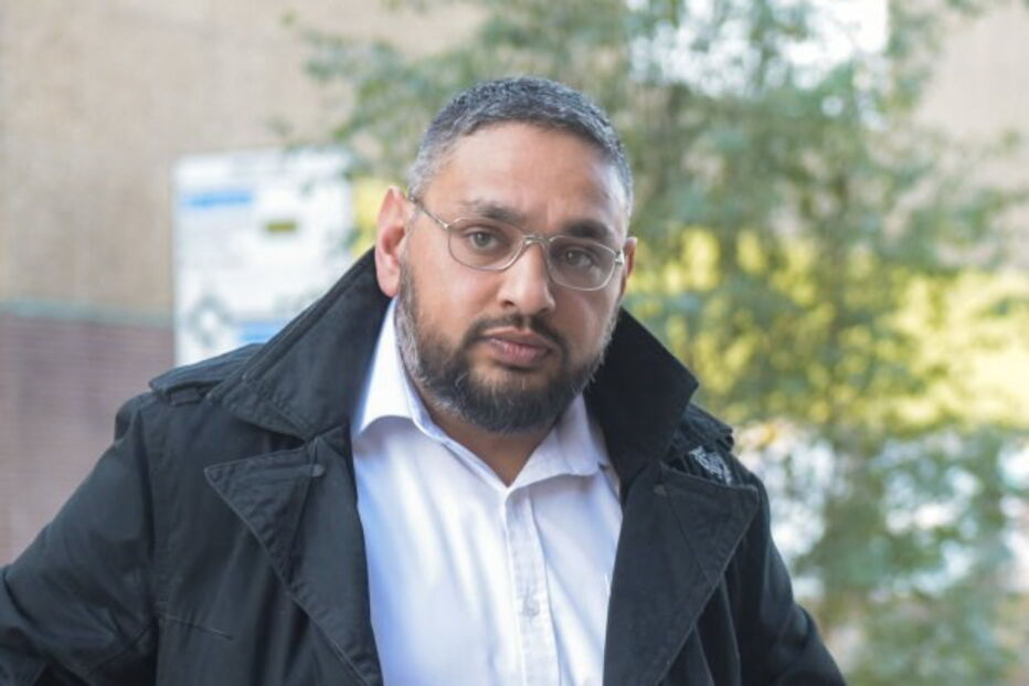 Inglaterra, violação, Sajid Ali, Riaz Makhmood, Zaheer Iqbal