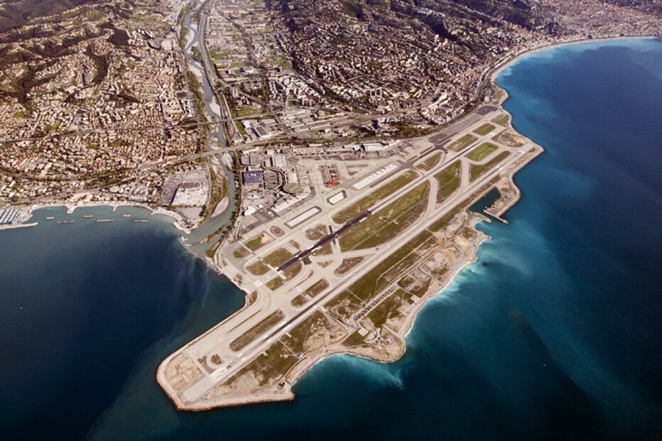 O aeroporto Côte d'Azur, em Nice