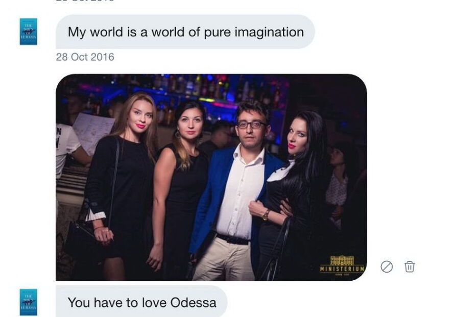 Mensagens trocadas entre Bruno Maçães e a jornalista Lily Lynch