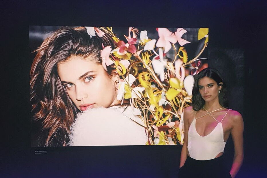 Modelos da Victoria's Secret já estão em Xangai para o desfile do ano