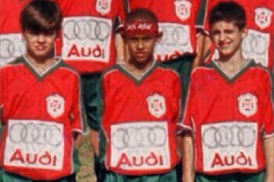 Neymar nos tempos em que jogava na Portuguesa Santista