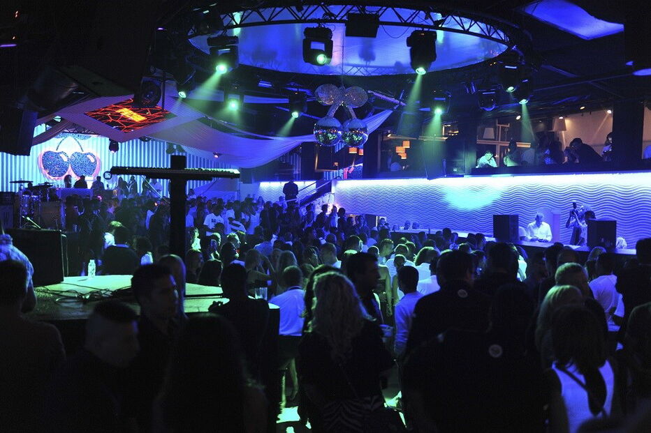 Autoridades acabaram por deter nove pessoas por droga e condução ilegal 